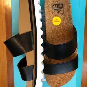 Reef brand Cushion Vista Hi sandals, Sz 7 - NEW IN BOX